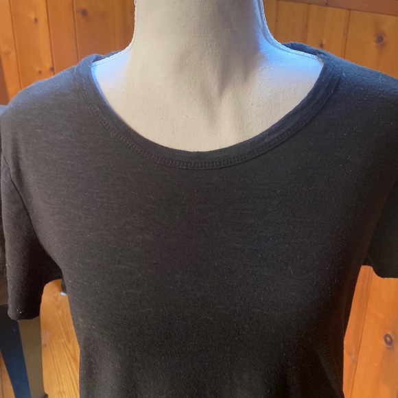 Black T- shirt - Picture 3 of 5